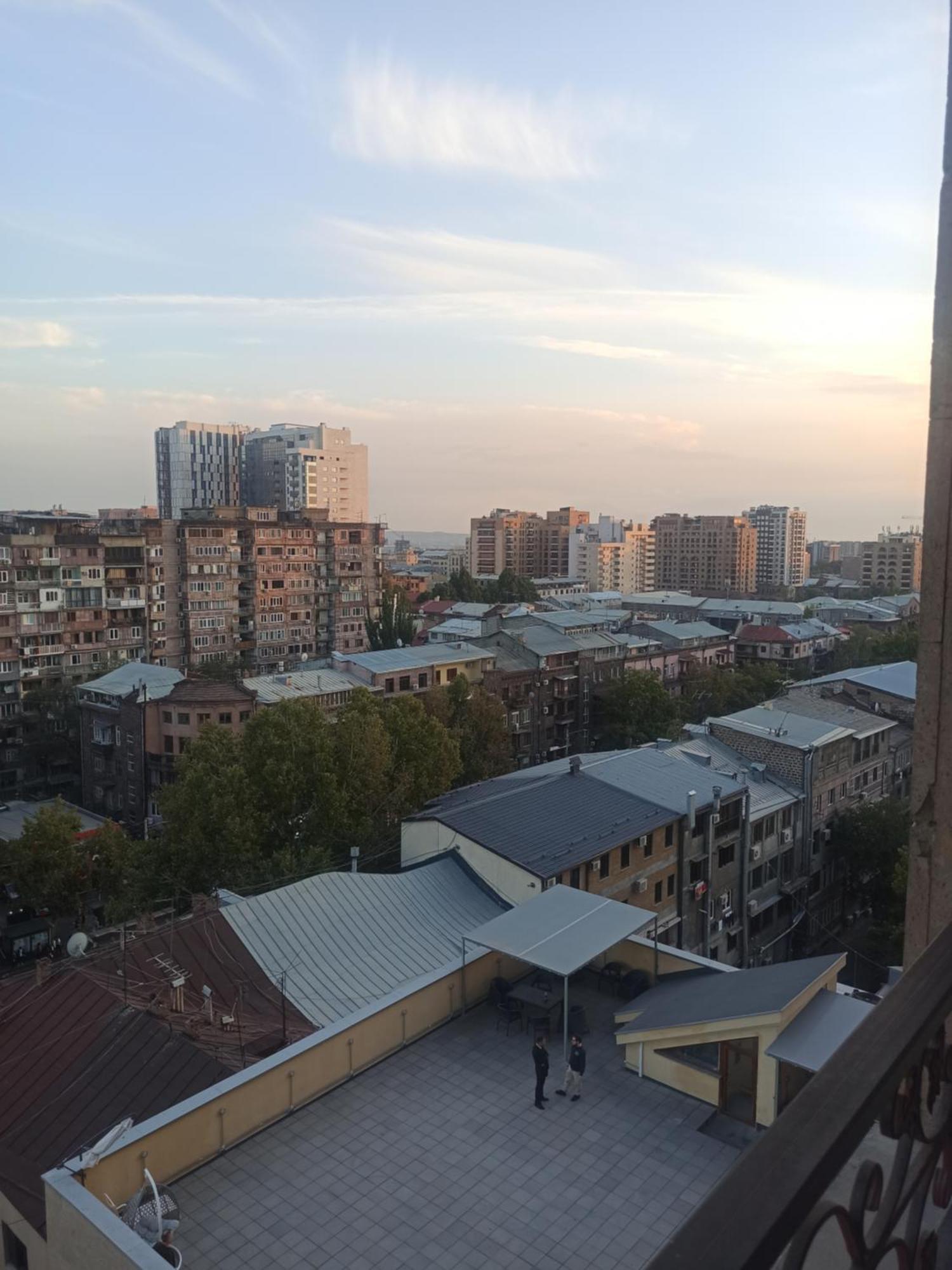 Красивая, Просторная Квартира В Самом Центре Еревана, Рядом С Оперным Театром. Yerevan Exterior photo